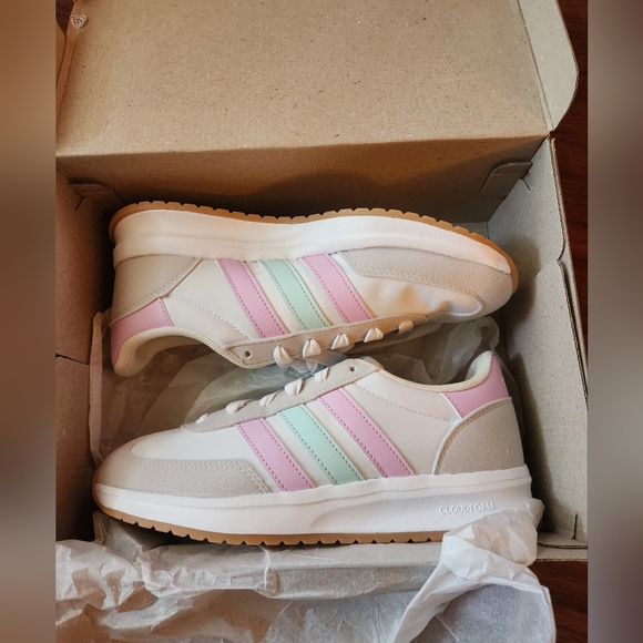 Adidas 70s Kids Pastel Running Sneakers Sz 6 - Picture 1 of 4